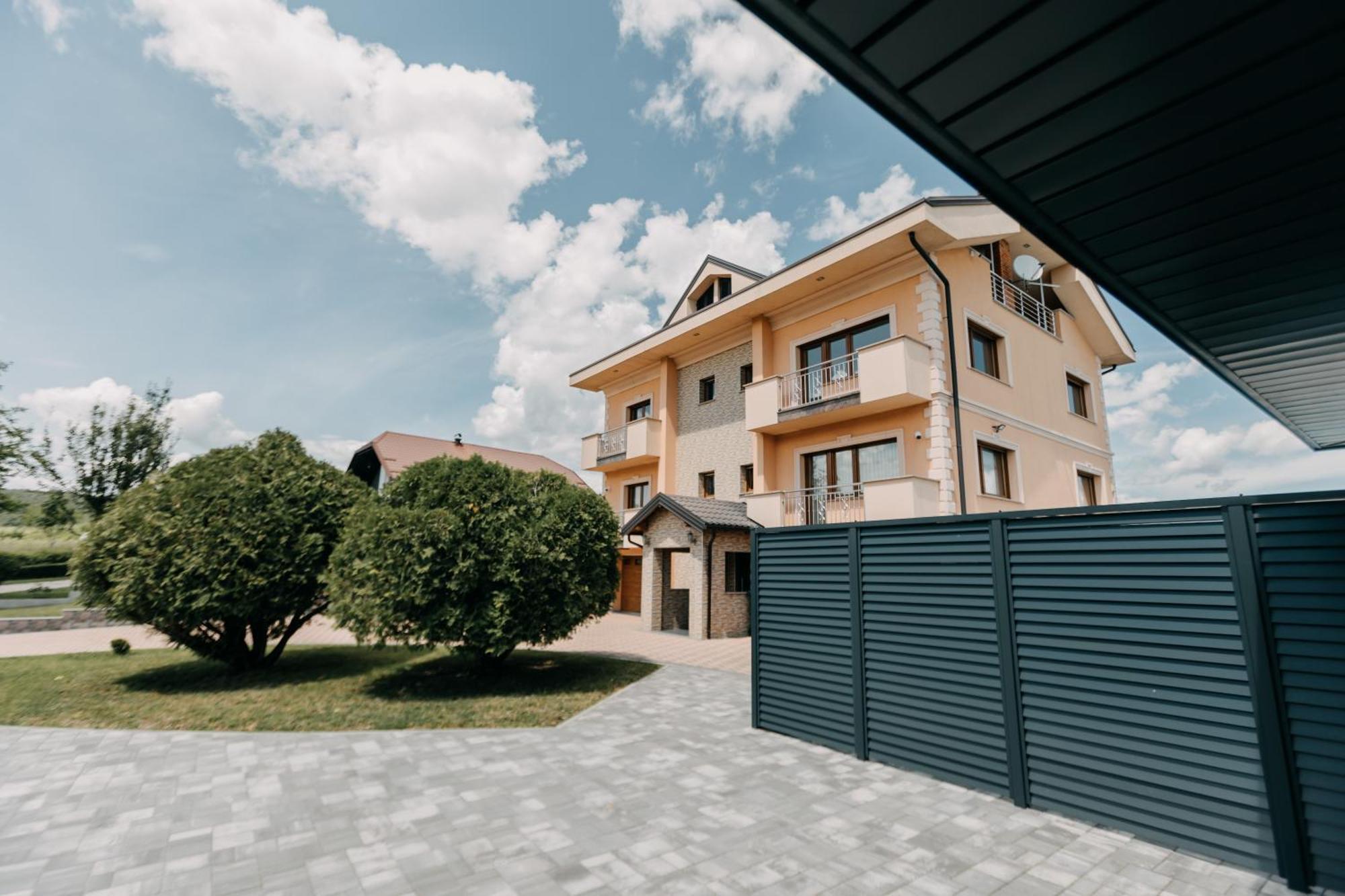 Villa Lamija Bihać Buitenkant foto