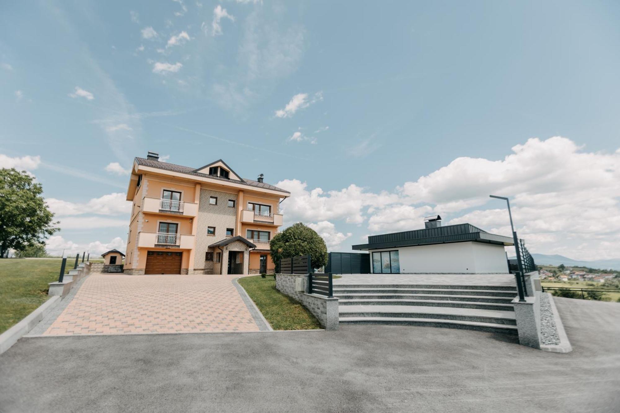 Villa Lamija Bihać Buitenkant foto